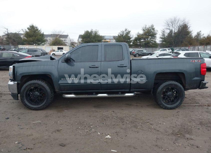 Photo 14 of 2018 Chevrolet Silverado 1500 1LT (VIN 1GCVKREC4JZ141125)