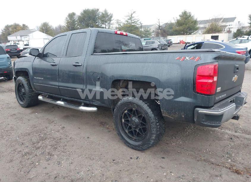 Photo 3 of 2018 Chevrolet Silverado 1500 1LT (VIN 1GCVKREC4JZ141125)