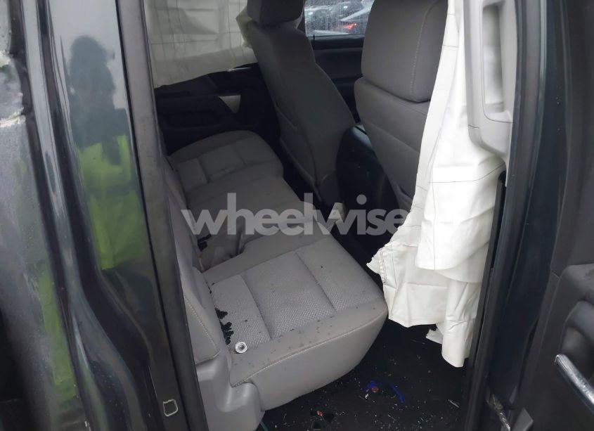 Photo 8 of 2018 Chevrolet Silverado 1500 1LT (VIN 1GCVKREC4JZ141125)