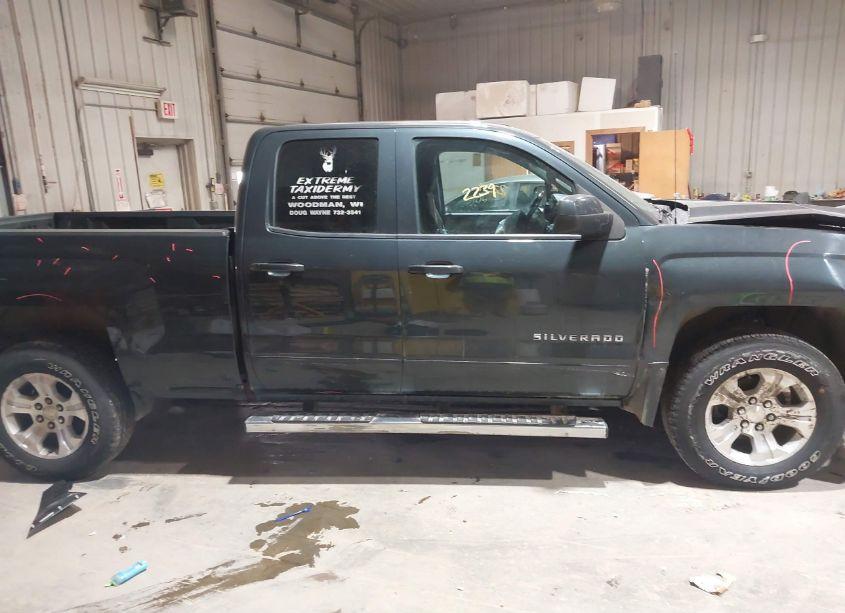 Photo 13 of 2018 Chevrolet Silverado 1500 2LT (VIN 1GCVKREC4JZ311516)
