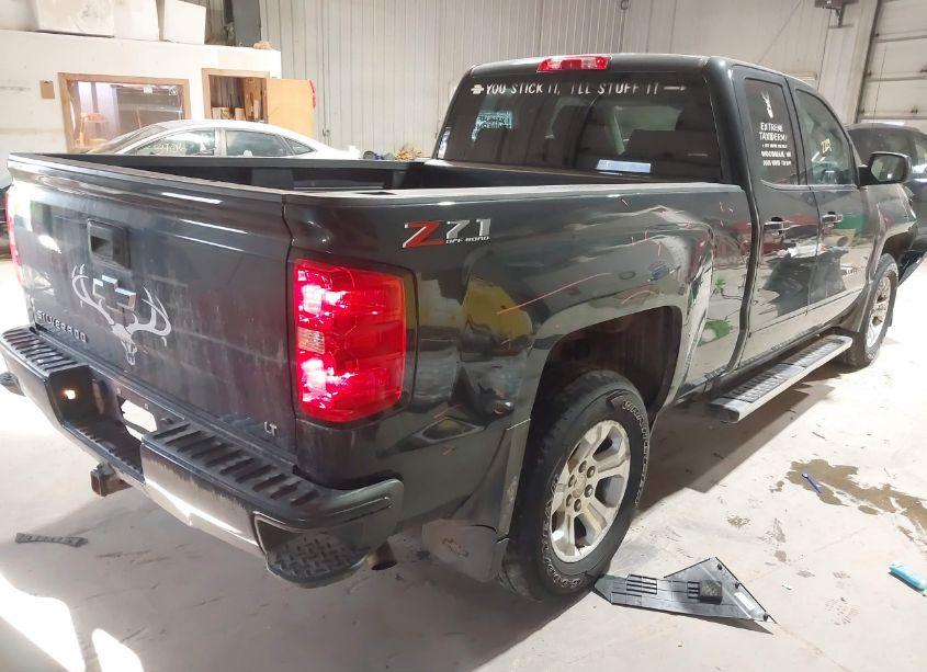 Photo 4 of 2018 Chevrolet Silverado 1500 2LT (VIN 1GCVKREC4JZ311516)