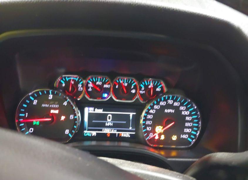 Photo 7 of 2018 Chevrolet Silverado 1500 2LT (VIN 1GCVKREC4JZ311516)