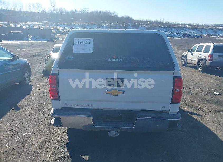 Photo 16 of 2018 Chevrolet Silverado 1500 1LT (VIN 1GCVKREC4JZ334052)