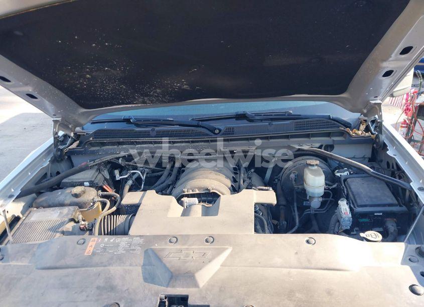 Photo 10 of 2018 Chevrolet Silverado 1500 1LT (VIN 1GCVKREC4JZ379931)