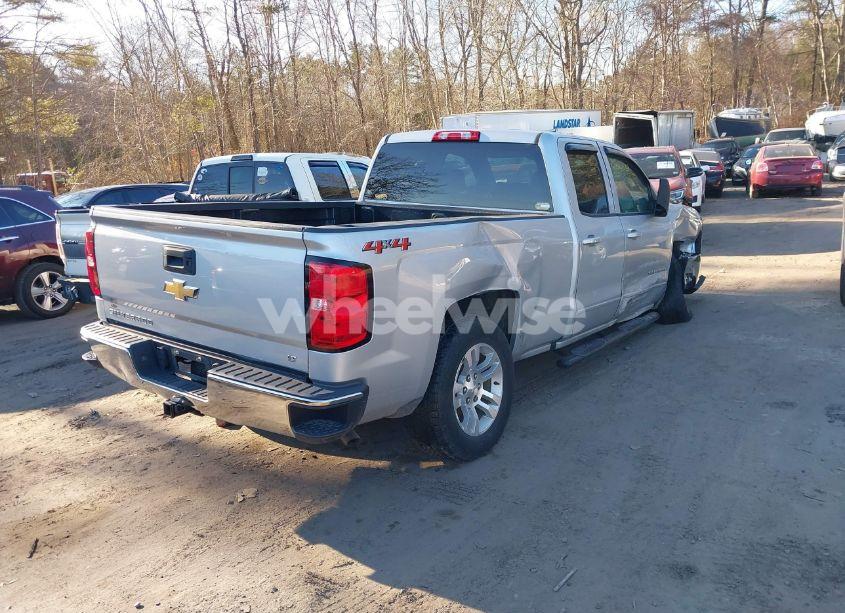 Photo 4 of 2018 Chevrolet Silverado 1500 1LT (VIN 1GCVKREC4JZ379931)