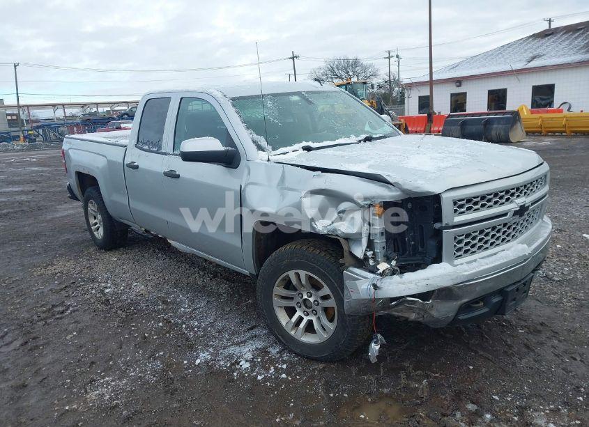 2014 Chevrolet Silverado 1500 1LT (VIN 1GCVKREC5EZ115459) main photo