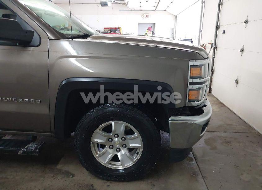 Photo 19 of 2014 Chevrolet Silverado 1500 2LT (VIN 1GCVKREC5EZ147506)