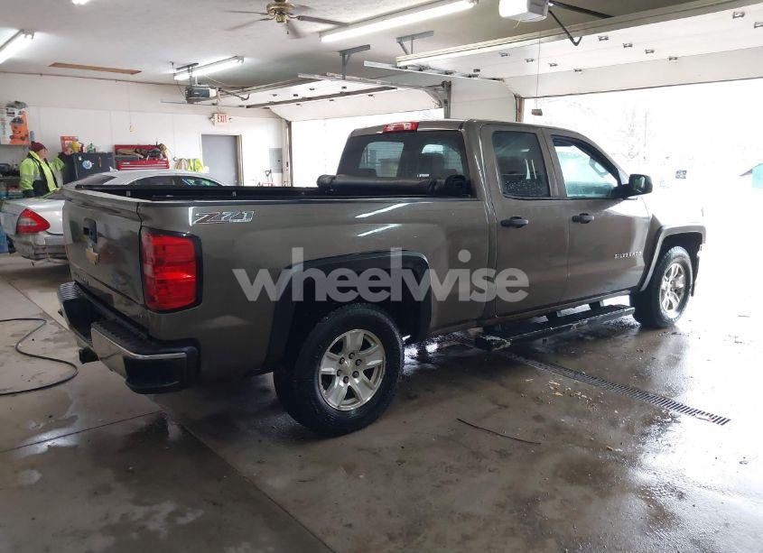Photo 4 of 2014 Chevrolet Silverado 1500 2LT (VIN 1GCVKREC5EZ147506)