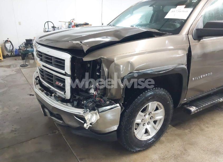 Photo 6 of 2014 Chevrolet Silverado 1500 2LT (VIN 1GCVKREC5EZ147506)
