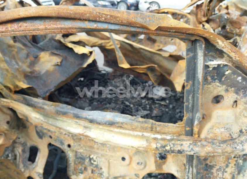 Photo 5 of 2014 Chevrolet Silverado 1500 1LT (VIN 1GCVKREC5EZ220261)