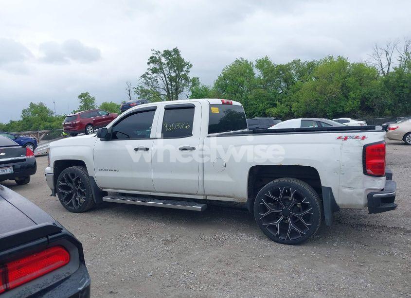 Photo 15 of 2014 Chevrolet Silverado 1500 1LT (VIN 1GCVKREC5EZ253843)