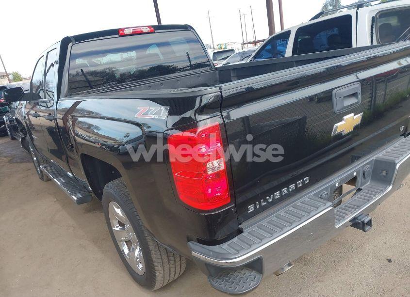 Photo 3 of 2014 Chevrolet Silverado 1500 2LT (VIN 1GCVKREC5EZ325771)