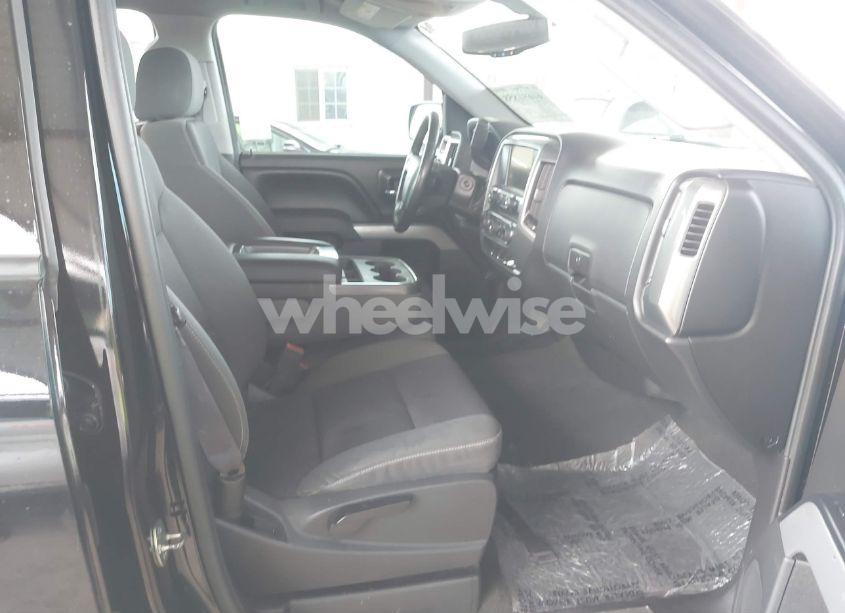 Photo 5 of 2014 Chevrolet Silverado 1500 2LT (VIN 1GCVKREC5EZ325771)