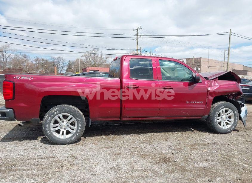Photo 13 of 2015 Chevrolet Silverado 1500 1LT (VIN 1GCVKREC5FZ151119)