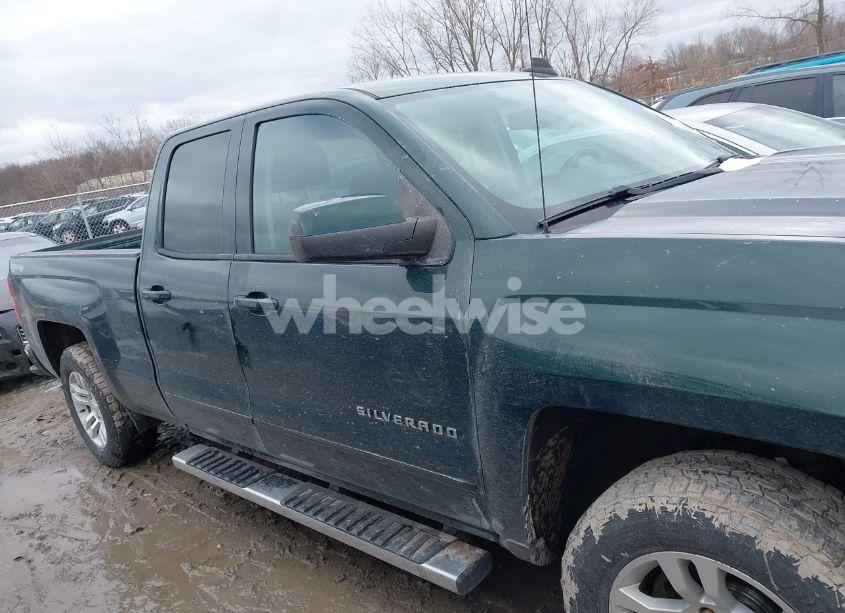 Photo 13 of 2015 Chevrolet Silverado 1500 1LT (VIN 1GCVKREC5FZ151380)