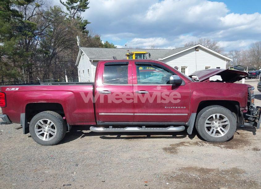 Photo 13 of 2015 Chevrolet Silverado 1500 2LT (VIN 1GCVKREC5FZ155994)