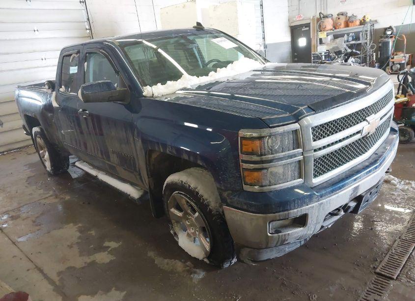 2015 Chevrolet Silverado 1500 1LT (VIN 1GCVKREC5FZ190390) main photo