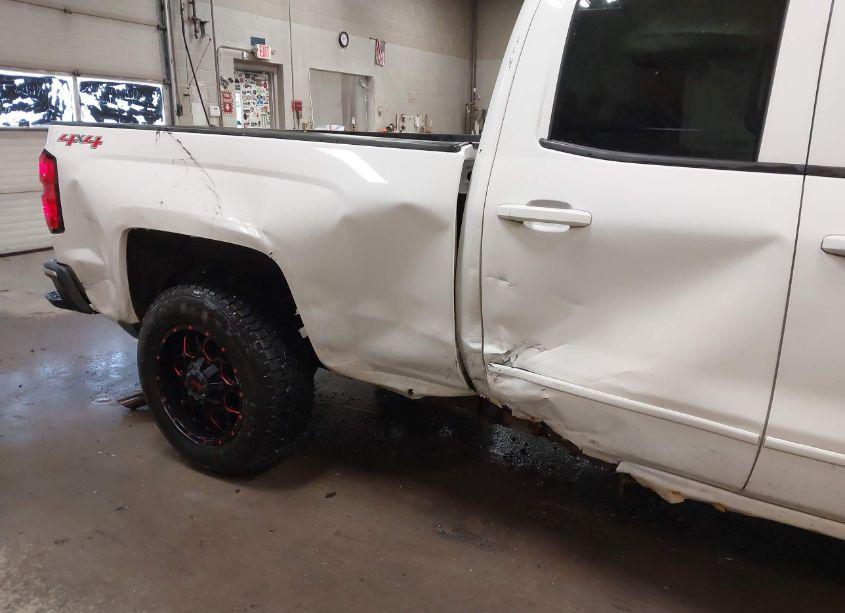 Photo 17 of 2015 Chevrolet Silverado 1500 1LT (VIN 1GCVKREC5FZ219158)