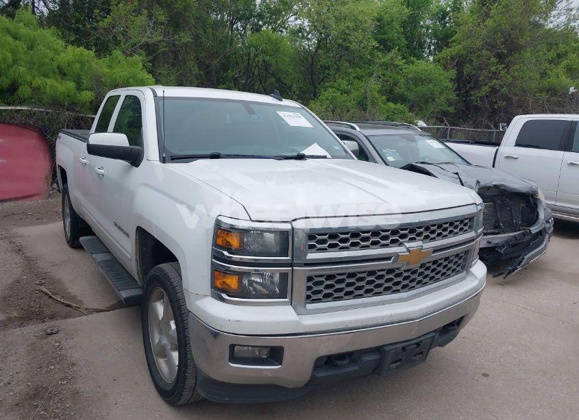 2015 Chevrolet Silverado 1500 1LT (VIN 1GCVKREC5FZ254640) main photo