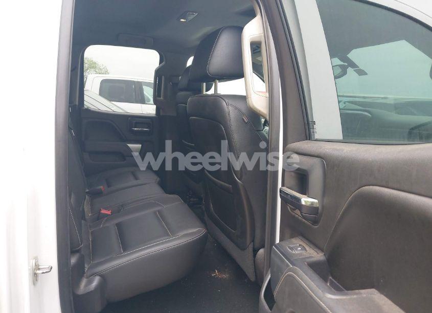 Photo 8 of 2015 Chevrolet Silverado 1500 1LT (VIN 1GCVKREC5FZ254640)