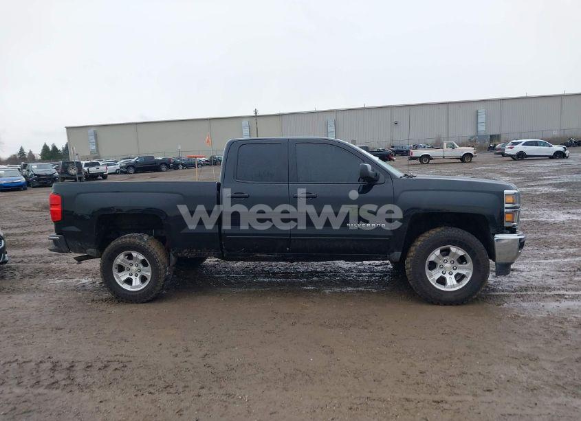 Photo 13 of 2015 Chevrolet Silverado 1500 2LT (VIN 1GCVKREC5FZ264391)