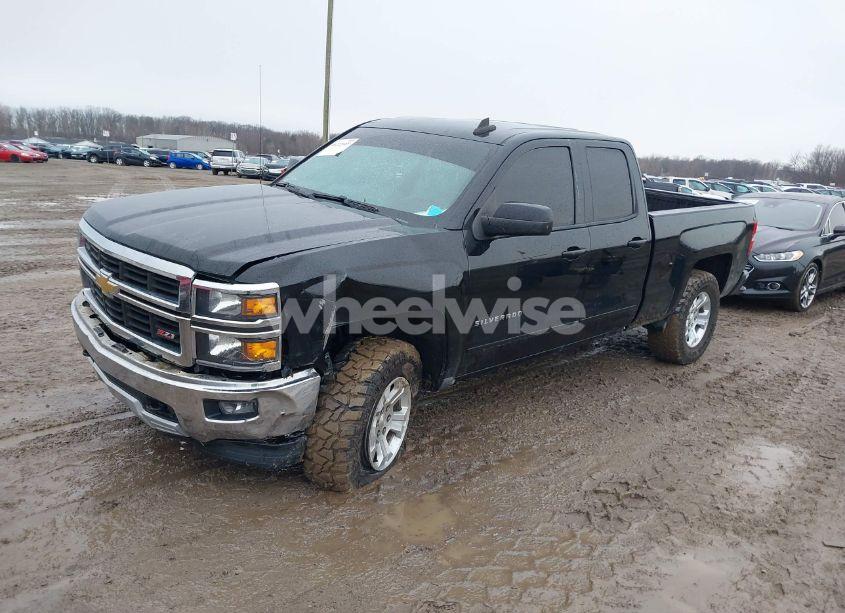 Photo 2 of 2015 Chevrolet Silverado 1500 2LT (VIN 1GCVKREC5FZ264391)