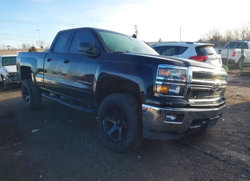 2015 Chevrolet Silverado 1500 1LT (VIN 1GCVKREC5FZ310642) main photo