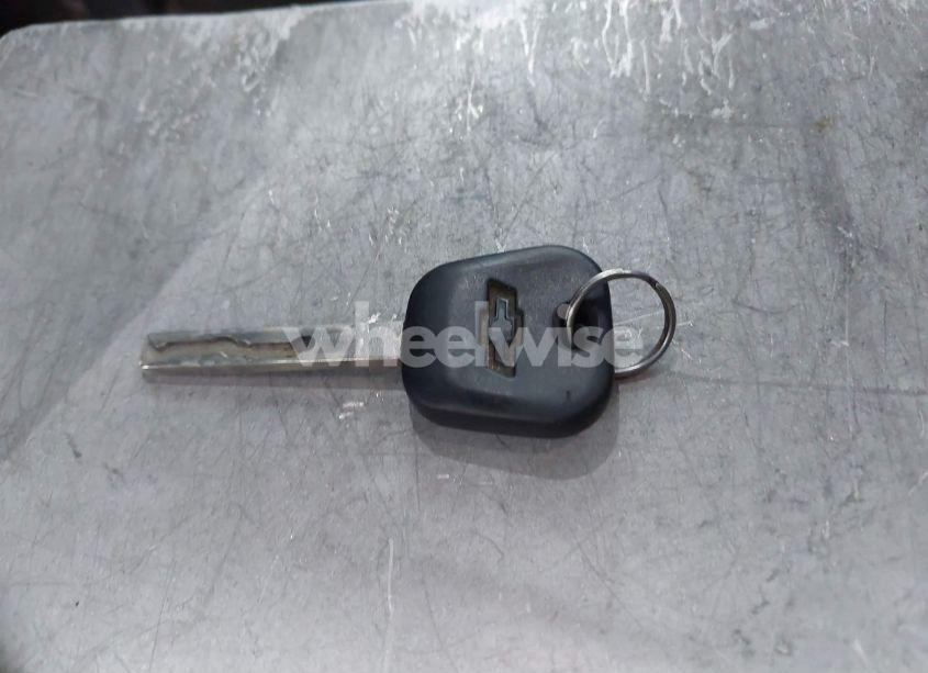 Photo 11 of 2015 Chevrolet Silverado 1500 2LT (VIN 1GCVKREC5FZ372042)