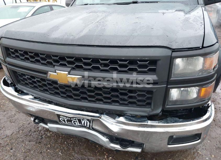 Photo 6 of 2015 Chevrolet Silverado 1500 2LT (VIN 1GCVKREC5FZ372042)