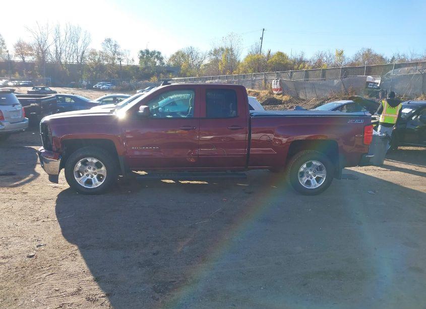Photo 14 of 2015 Chevrolet Silverado 1500 2LT (VIN 1GCVKREC5FZ395062)