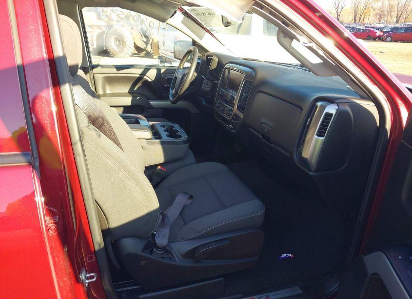 Photo 5 of 2015 Chevrolet Silverado 1500 2LT (VIN 1GCVKREC5FZ395062)