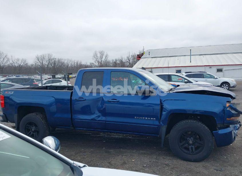 Photo 13 of 2016 Chevrolet Silverado 1500 2LT (VIN 1GCVKREC5GZ156869)