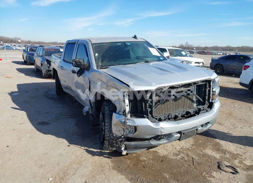 2016 Chevrolet Silverado 1500 2LT (VIN 1GCVKREC5GZ358403) main photo