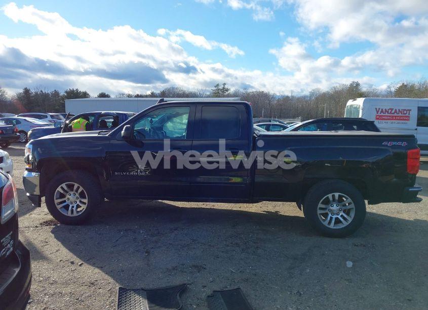 Photo 14 of 2016 Chevrolet Silverado 1500 1LT (VIN 1GCVKREC5GZ406871)