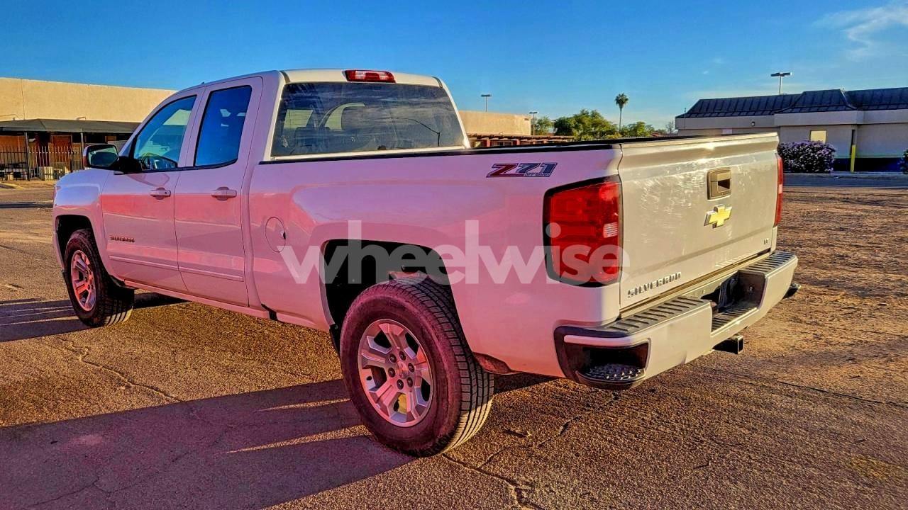 Photo 3 of 2017 CHEVROLET SILVERADO K1500 LT (VIN 1GCVKREC5HZ114123)