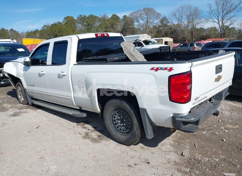 Photo 3 of 2017 Chevrolet Silverado 1500 1LT (VIN 1GCVKREC5HZ222581)