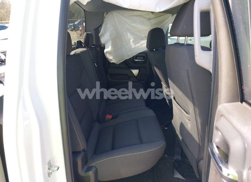 Photo 8 of 2017 Chevrolet Silverado 1500 1LT (VIN 1GCVKREC5HZ222581)