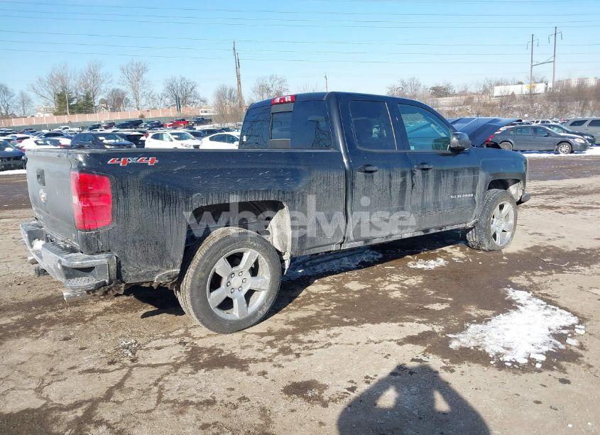 Photo 4 of 2017 Chevrolet Silverado 1500 1LT (VIN 1GCVKREC5HZ285423)