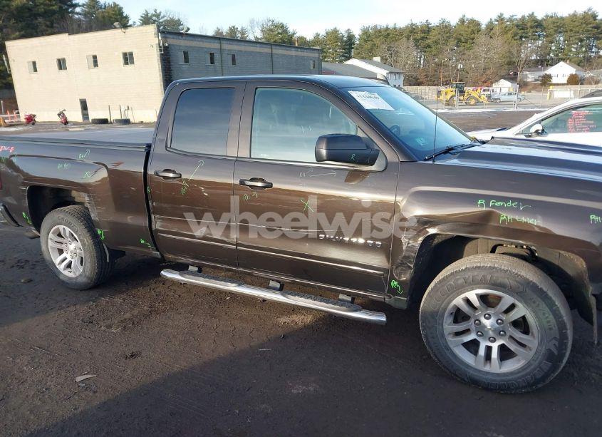 Photo 13 of 2018 Chevrolet Silverado 1500 1LT (VIN 1GCVKREC5JZ243100)