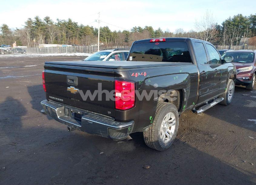 Photo 4 of 2018 Chevrolet Silverado 1500 1LT (VIN 1GCVKREC5JZ243100)