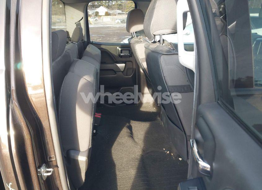 Photo 8 of 2018 Chevrolet Silverado 1500 1LT (VIN 1GCVKREC5JZ243100)