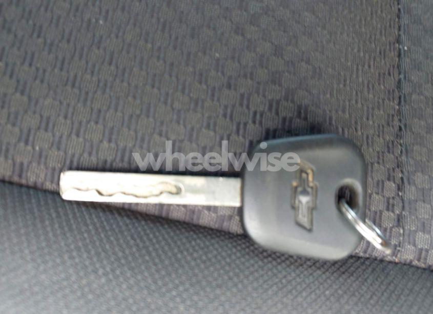 Photo 11 of 2018 Chevrolet Silverado 1500 2LT (VIN 1GCVKREC5JZ254761)