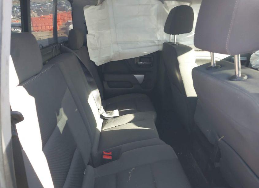 Photo 8 of 2018 Chevrolet Silverado 1500 2LT (VIN 1GCVKREC5JZ353726)