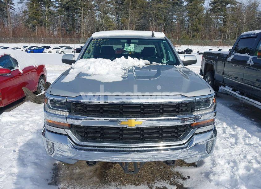Photo 12 of 2018 Chevrolet Silverado 1500 1LT (VIN 1GCVKREC5JZ366282)