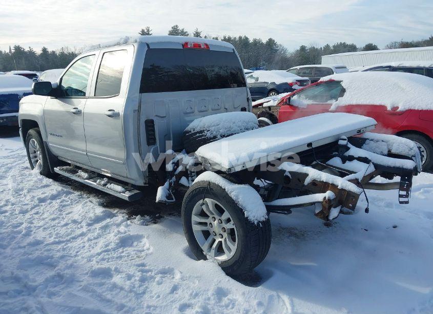 Photo 3 of 2018 Chevrolet Silverado 1500 1LT (VIN 1GCVKREC5JZ366282)