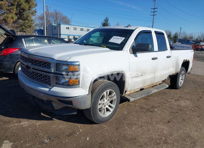 Photo 2 of 2014 Chevrolet Silverado 1500 1LT (VIN 1GCVKREC6EZ147434)