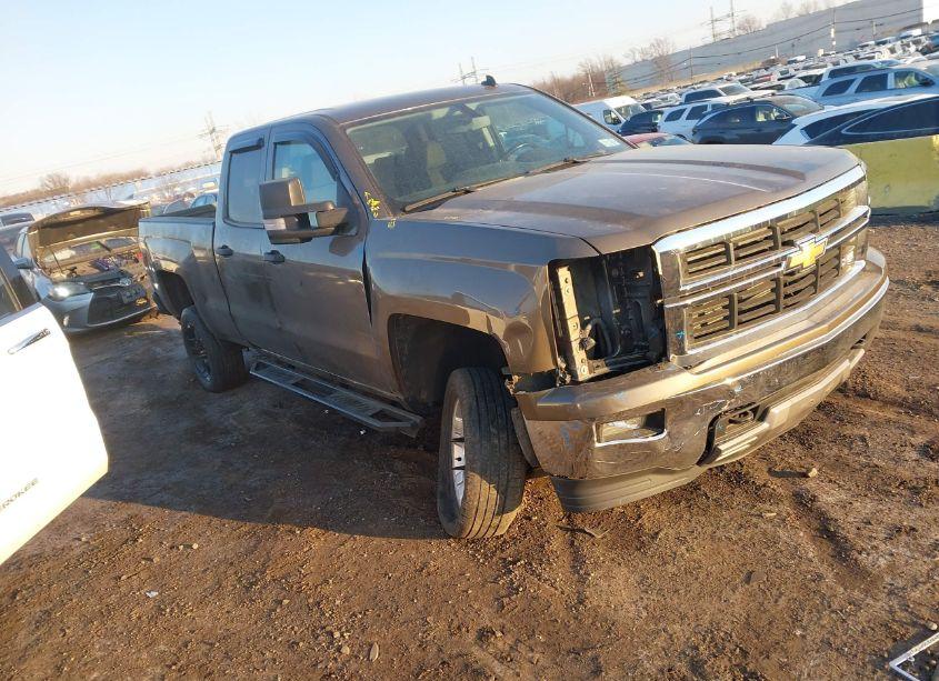 2014 Chevrolet Silverado 1500 2LT (VIN 1GCVKREC6EZ159941) main photo