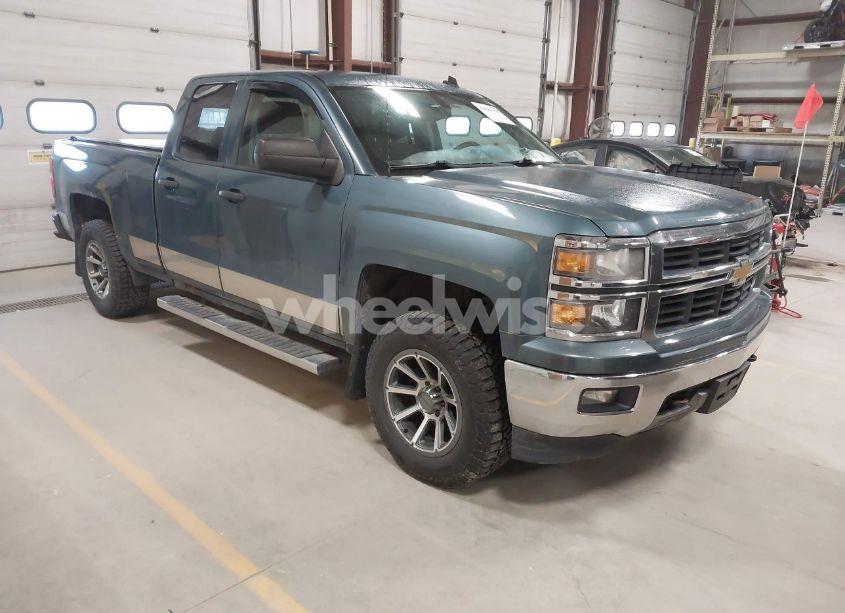 2014 Chevrolet Silverado 1500 2LT (VIN 1GCVKREC6EZ203548) main photo