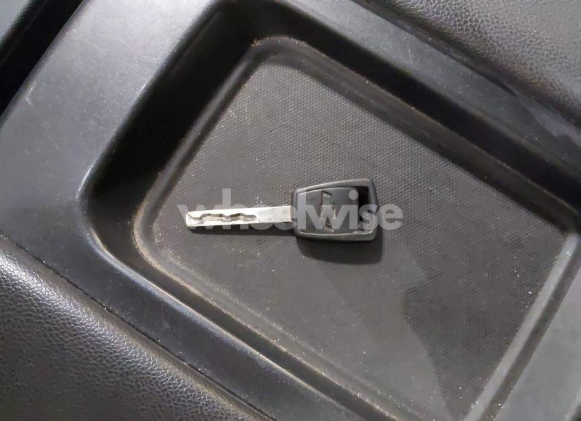 Photo 11 of 2014 Chevrolet Silverado 1500 2LT (VIN 1GCVKREC6EZ203548)