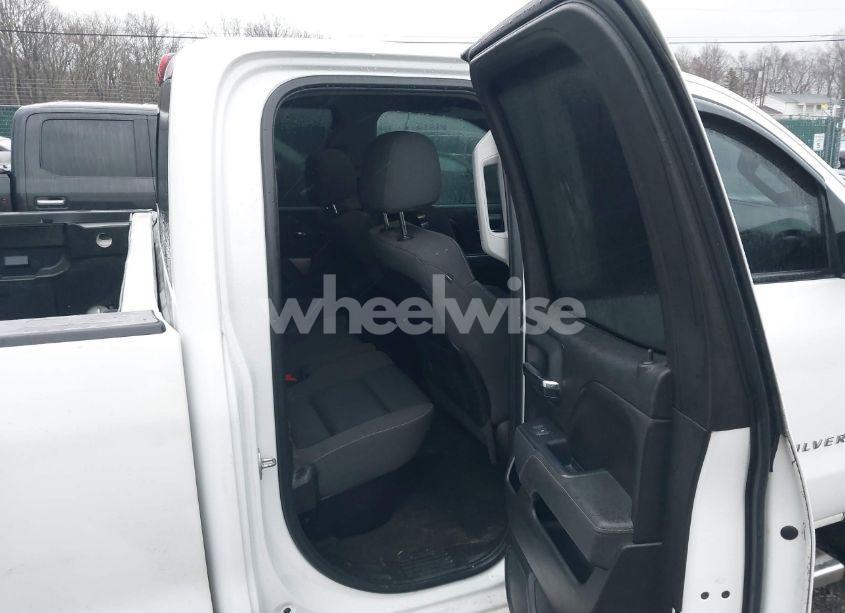 Photo 8 of 2014 Chevrolet Silverado 1500 1LT (VIN 1GCVKREC6EZ411865)